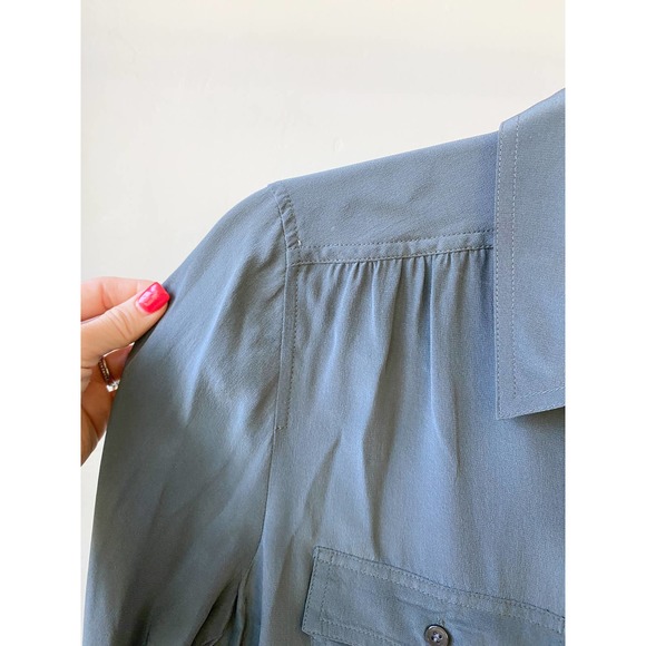 J. CREW Women's Grey Silk Button Down Collared Long Sleeve Blythe Blouse size 4 - Picture 8 of 8